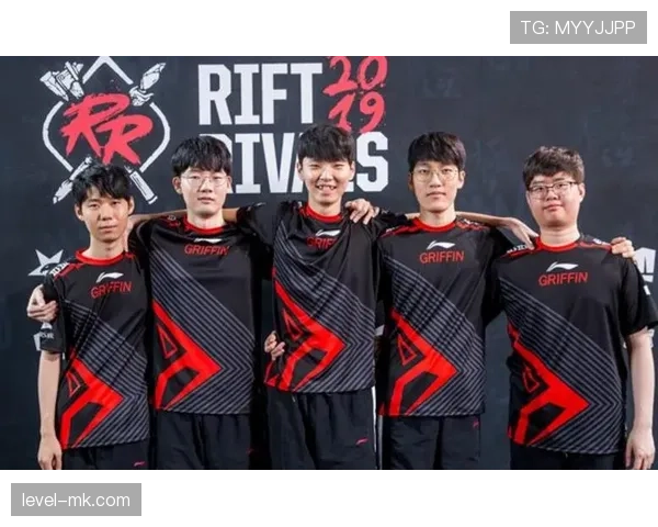 洛佩特吉率队战术灵活多变，豪取连胜状态强势回暖