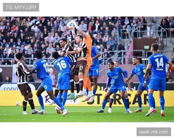 沙尔克关键球员状态回暖,球队竞争力显著提升 沙尔克关键球员状态回暖,球队竞争力显著提升