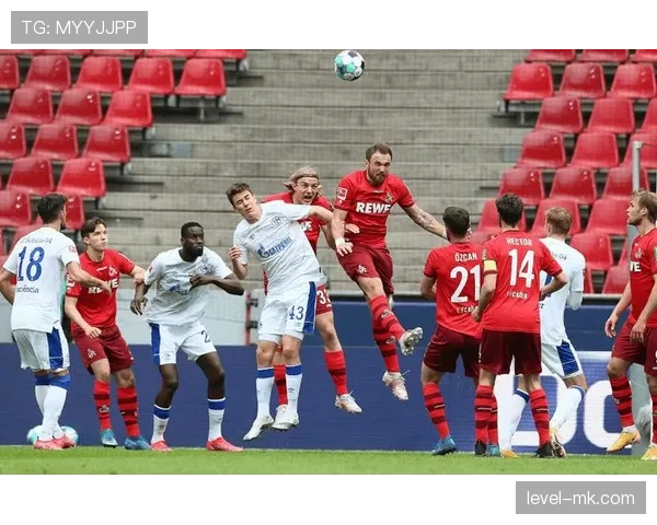 米德尔斯堡中场创造力持续提升,进攻组织表现稳健 米德尔斯堡中场创造力持续提升,进攻组织表现稳健