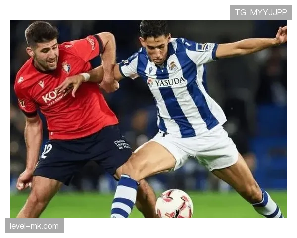 瓦伦西亚中场组织能力持续提升，近期比赛表现稳健