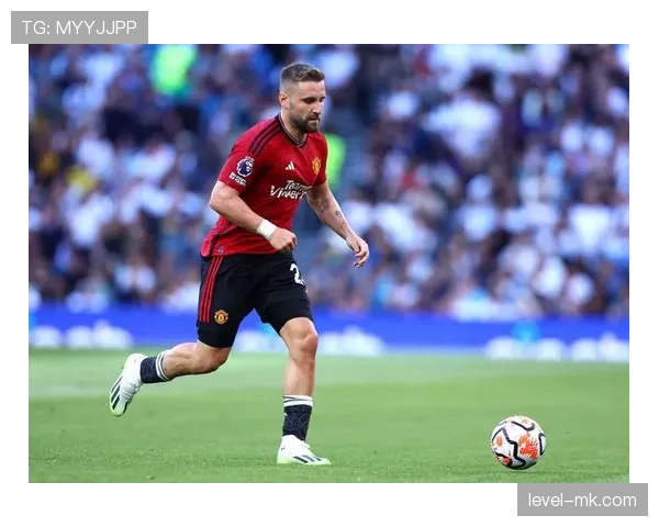 曼联表现波动，体系稳定性不足逐步反映于赛季走势